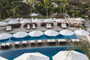 استراحتگاه Puerto Bahia Villas