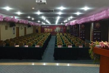 هتل Vienna  Shengping