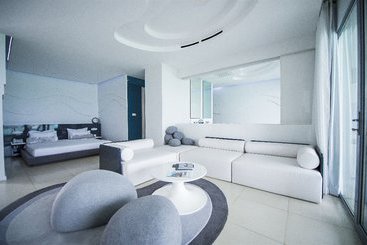 هتل Baystone Boutique  & Spa