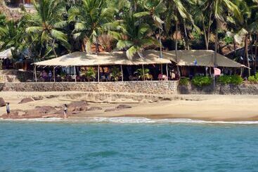 Отель Blue Lagoon Resort Goa