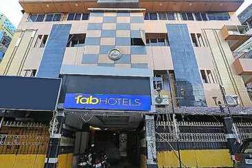 Fabhotel Heera Holiday Inn   Nr Eden Garden Stadium