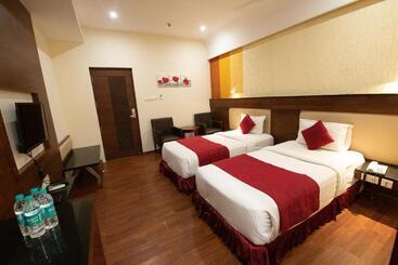 בית מלון כפרי High Point