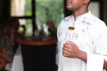 هتل Lake Duluti Lodge