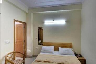 בית מלון כפרי Landmark