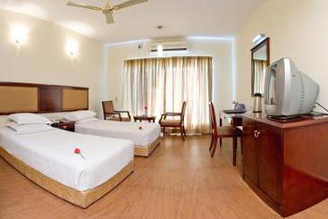 Отель Mgm Hiway Resorts