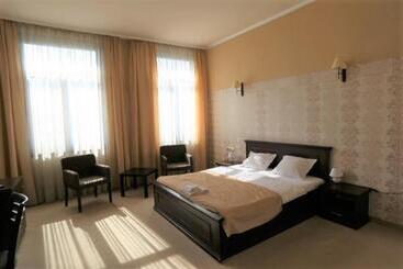 בית מלון כפרי Neptun