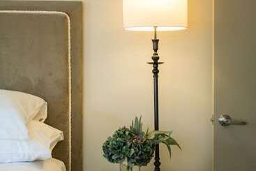 فندق Te Koi The Lodge At Bronte