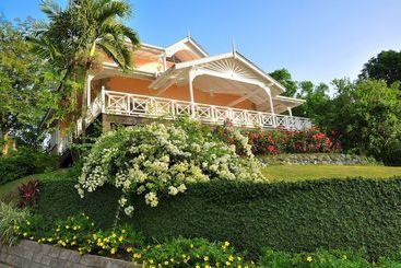 Plantation Beach Villas