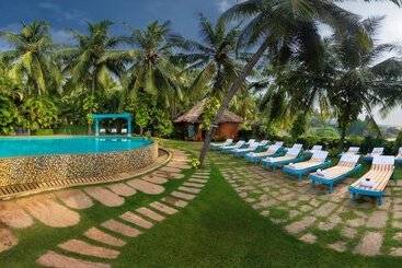 منتجع Soma Manaltheeram Ayurveda Beachvillage