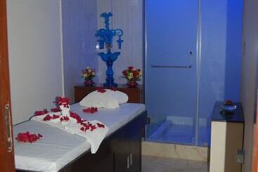 The Golden Palms Hotel And Spa