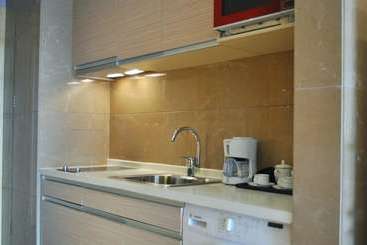 Yongli Internatinoal Apartment Gongti