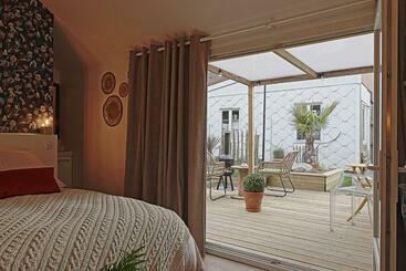 تختخواب و صبحانه Le Cabanon Du Cachalot