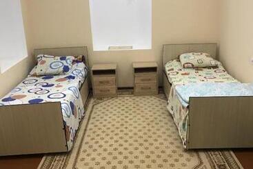 بنسيون Sitora Star Guest House