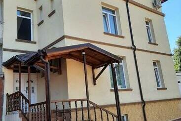 פנסיון The Cohen S Guest House