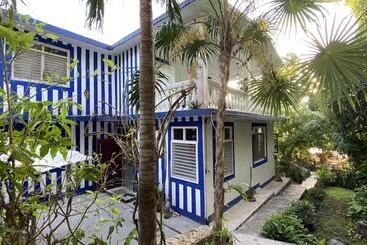 호스텔 Lulú La Bruja Yoga Lodge