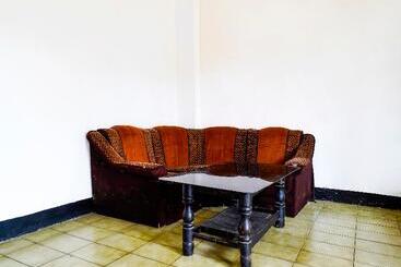 酒店 Spot On 91185 Paseban House