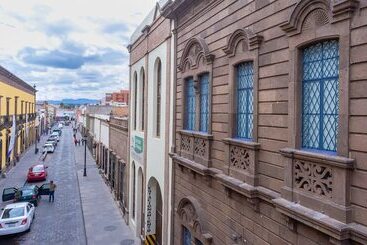 پانسیون Petit Hostel