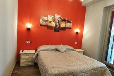 פנסיון The Junior House   Casa Vacanza