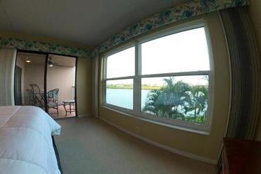 アパートホテル Sea Club Condo #103