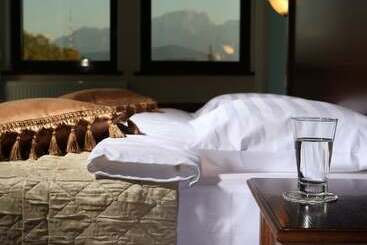 Aleksandrovski Grand Hotel Vladikavkaz