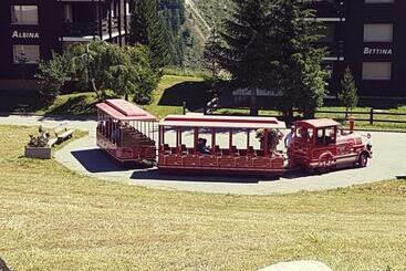 ホテル Alpenperle