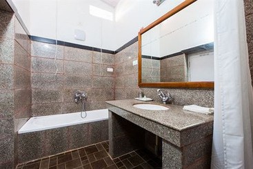 בית מלון כפרי Bouganvilla