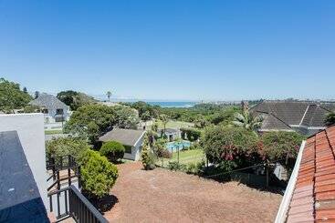 هتل Hathaway Guest House