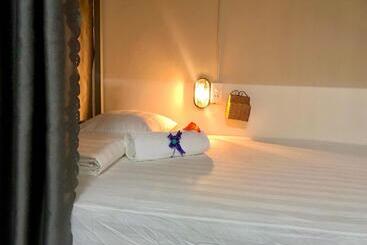 تختخواب و صبحانه Ha Giang Safari Hostel & Motorbikes