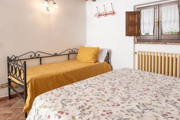 تختخواب و صبحانه Agriturismo Lapievuccia