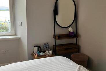 بنسيون Killorn Guest House