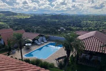 بنسيون Villa Dos Reis