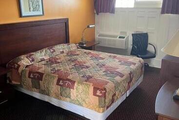 Hollander Motel