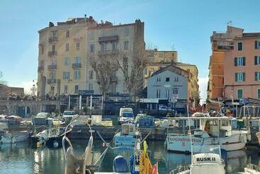 아파트호텔 Les Studios Du Pêcheur   Hypercentre   Clim   City Trip