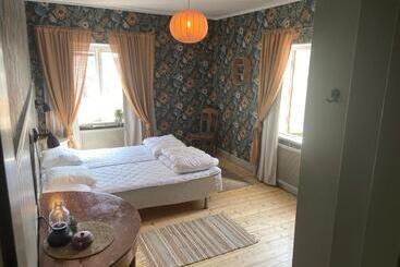 Elisabets Vandrarhem Hemse