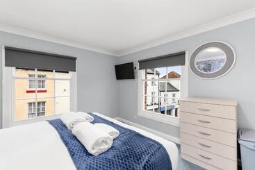 ホテル Town House Rooms