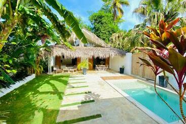 פנסיון Villa Tortuga, Guest House Private Bungalow, Private Pool