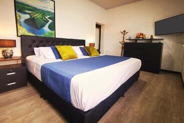 בית מלון כפרי El Solar Casa