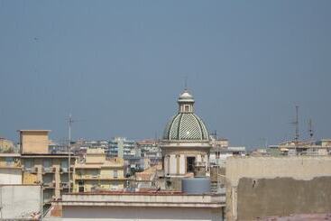 تختخواب و صبحانه Garibaldi Relais