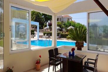 مبيت وإفطار Lofos Apartments