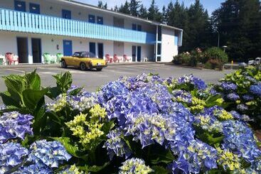 Fuller Lake Chemainus Motel