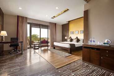 مسافرخانه Ramada Ajmer