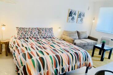 בית מלון כפרי Dragonfly Motor Lodge