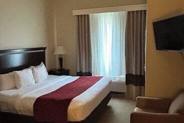 호텔 Comfort Suites