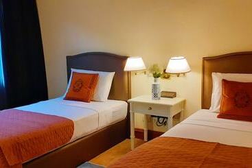 Grand Regal Hotel Davao