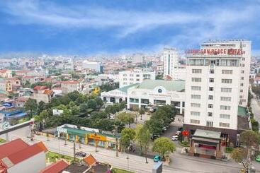 هتل Hoang Son Peace
