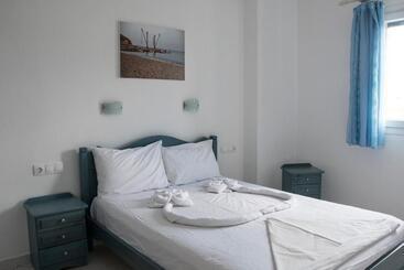 فندق Ikaros Studios & Apartments