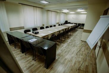 هتل Jelena Brčko