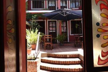 هتل Posada Rivera