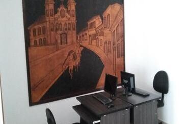 酒店 Turrance White