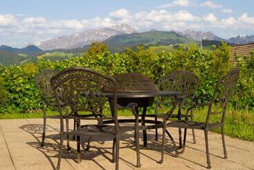 فندق Swiss Views